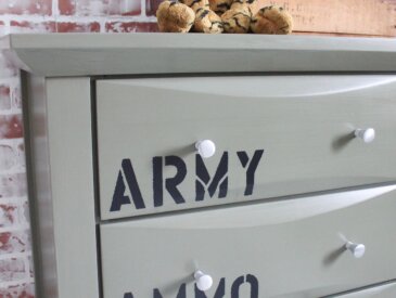 army dresser